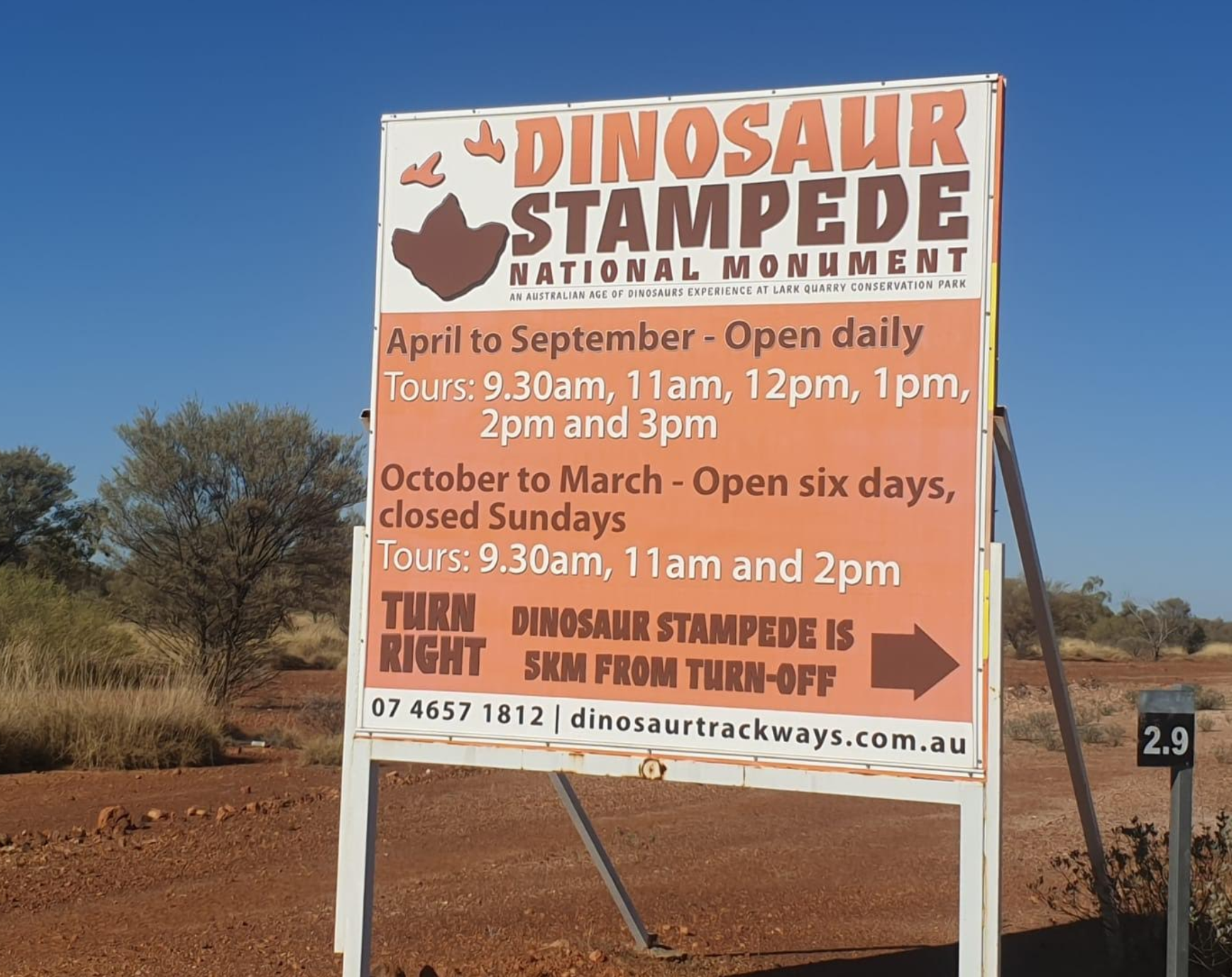 Boulder Opal Mining at Dinosaur Fossil Stampede Road Australia